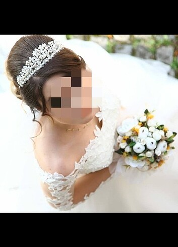 A kesim kırık beyaz gelinlik