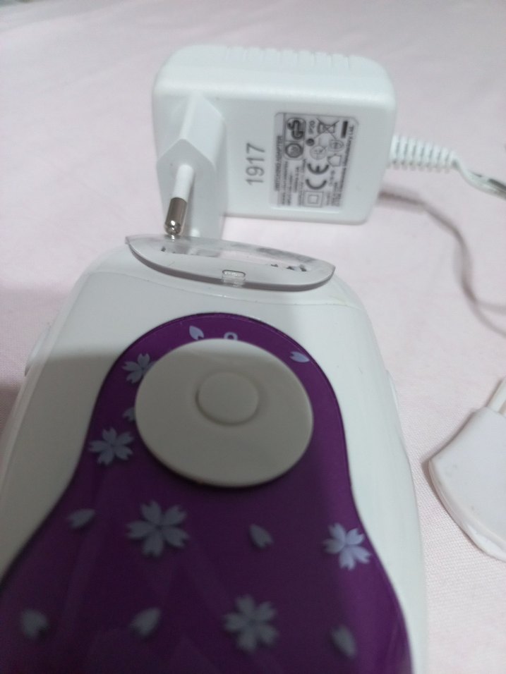 Mor Çiçek Desenli Epilatör - Görsel 3