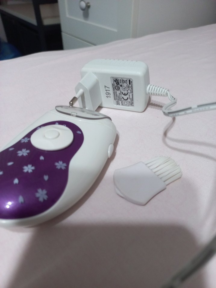 Mor Çiçek Desenli Epilatör - Görsel 2