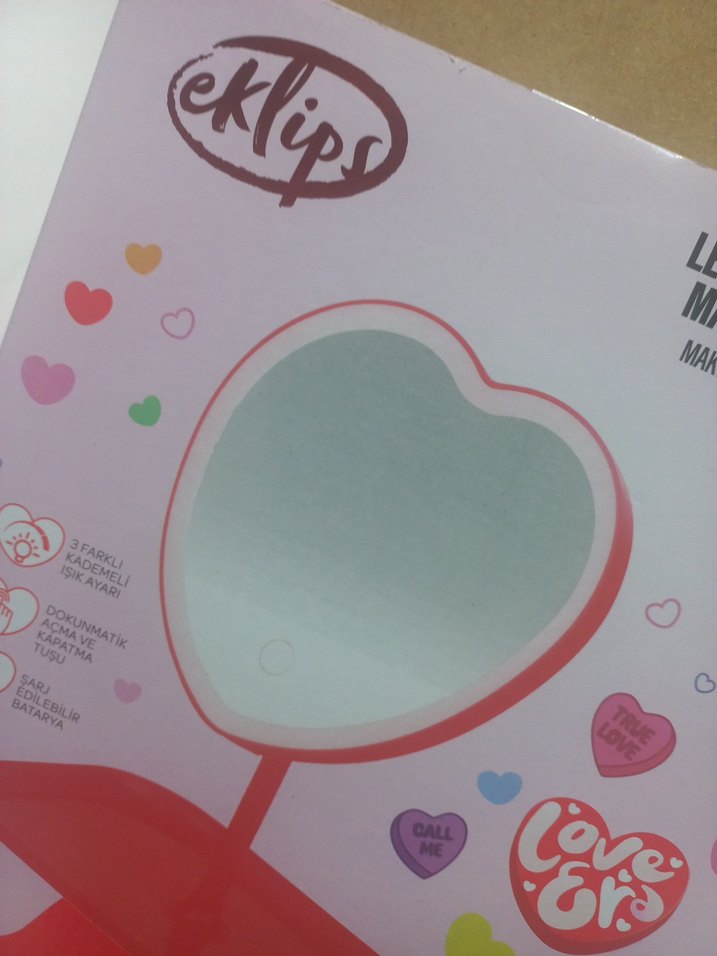 Kalp Şeklinde LED Işıklı Makyaj Aynası - Görsel 5