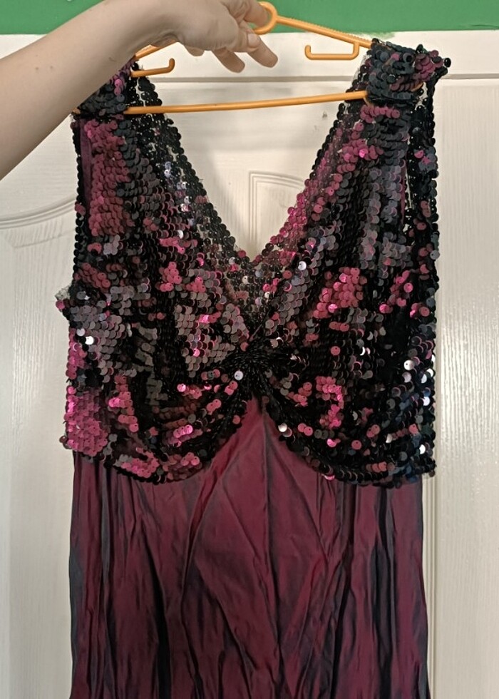 İki Parçalı Pul Payetli Bordo Abiye 44-46 bedene uyar - Görsel 3