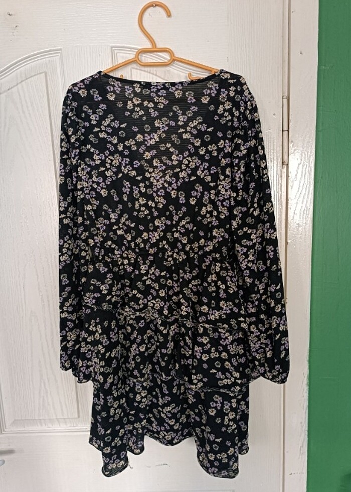 LCW XSide Marka Kat Kat Çiçekli Uzun Kollu Şık XL Beden Elbise  - Görsel 2