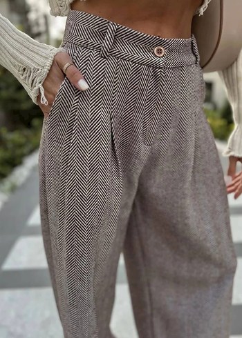 Kahverengi Bol Kesim Örme Kumaş Kadın Pantolon - Görsel 3