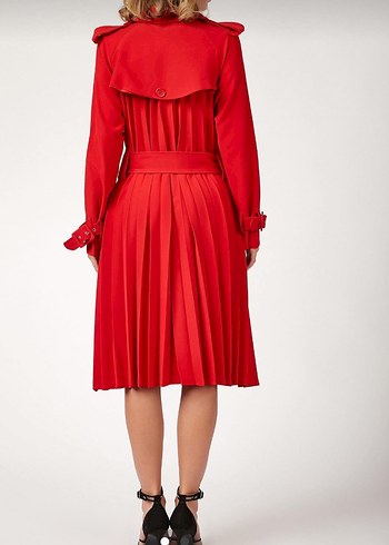 Kırmızı Pilili Uzun Kadın Trençkot - Görsel 2