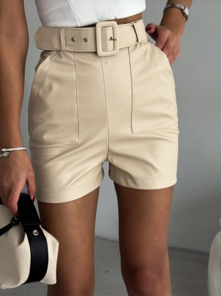 Krem Rengi Mini Deri Şort - Görsel 2