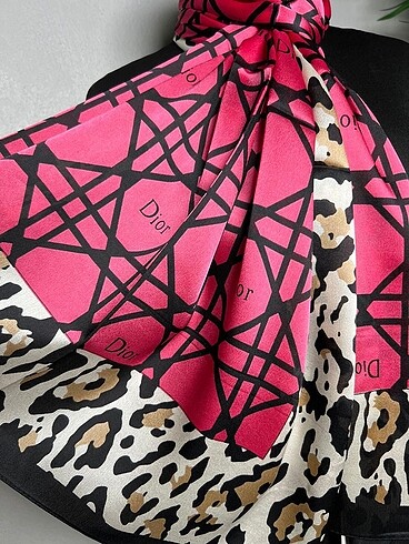 Dior ipek şal