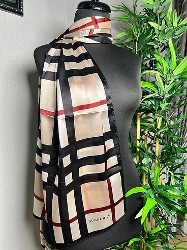 Burberry şal