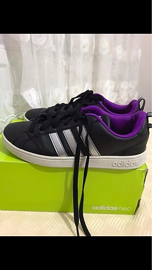 Adidas spor ayakkabı