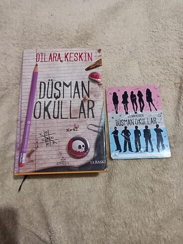 Düşman Okullar Ciltli Kitap