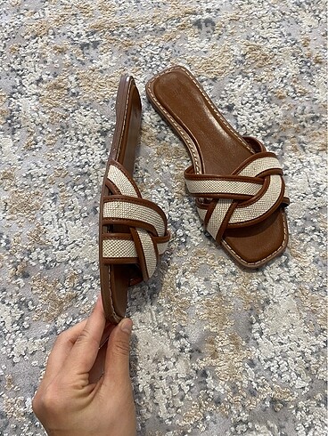38 Beden ten rengi Renk H&M hasır terlik