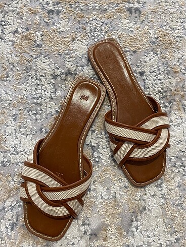 38 Beden H&M hasır terlik