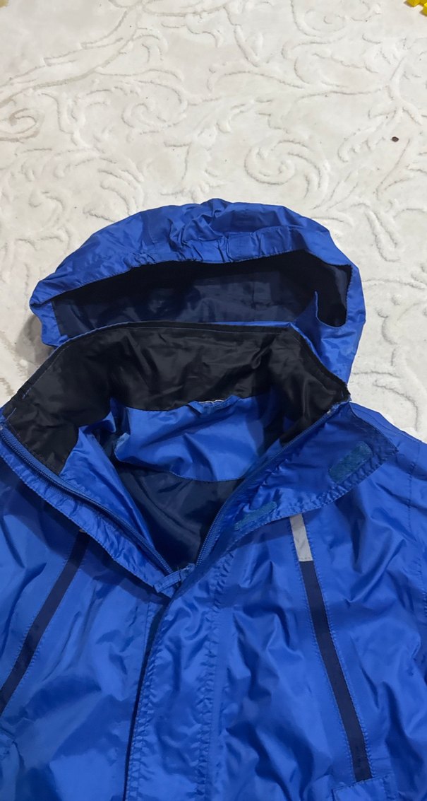 Erkek Mavi Fermuarlı Yağmurluk - Görsel 4