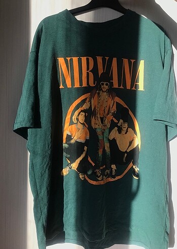 Nirvana tişört