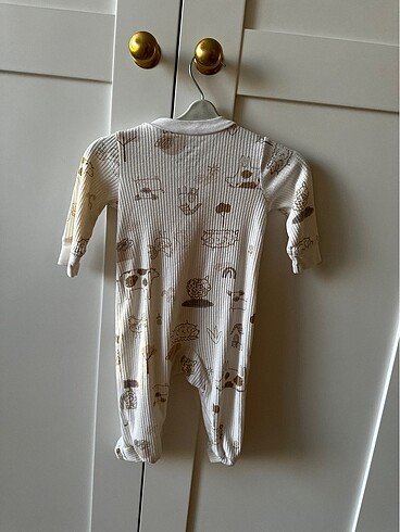3 Ay Beden beyaz Renk Carters unisex bebek tulum