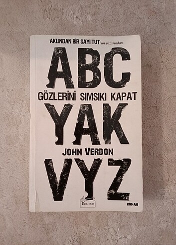 Gözlerini Sımsıkı Kapat / John Verdon