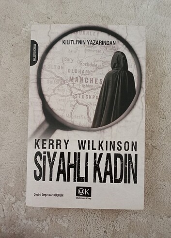 Siyahlı Kadın / Kerry Wilkinson