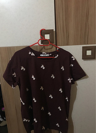 Pull and bear unicornlu harika tişört