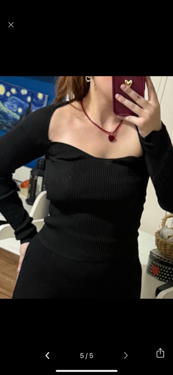 Siyah kalp yaka bluz - Görsel 3