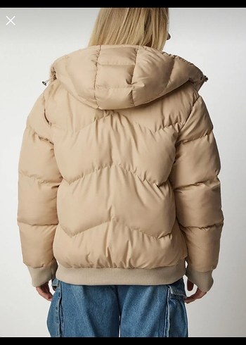 Kürklü Bej Kadın Kışlık Mont - Görsel 3