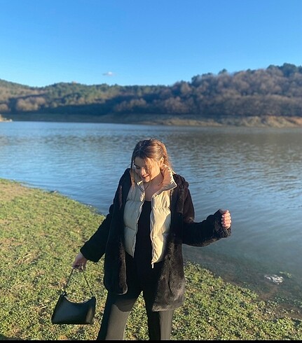 Zara Siyah peluş kürk kaban