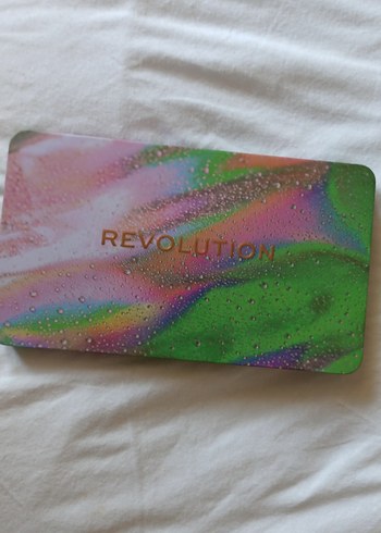 Revolution Revolution Astro Nova Canlı Çok Renkli Göz Farı Paleti