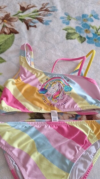 8 Yaş Beden Kız çocuk bikini takımı
