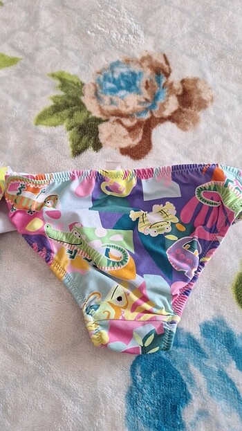 7 Yaş Beden çeşitli Renk Kız çocuk bikini takımı 