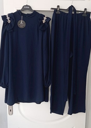 Lacivert Uzun Kollu Kadın Takım - Görsel 3