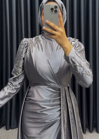 Nakışlı Gri Uzun Kollu Abiye Elbise - Görsel 3