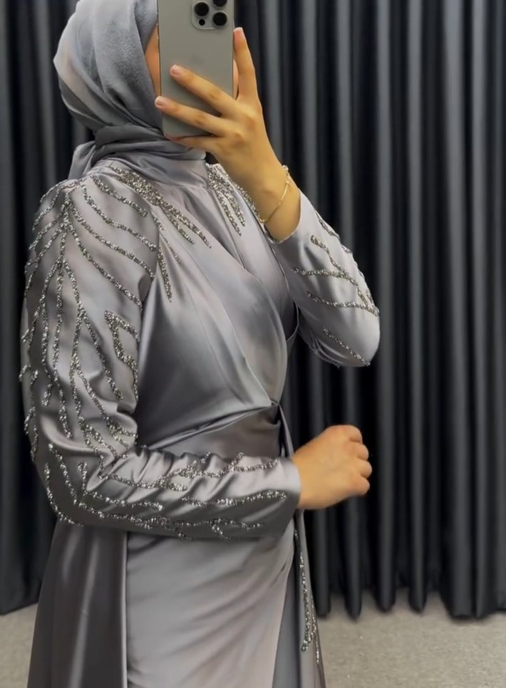 Nakışlı Gri Uzun Kollu Abiye Elbise - Görsel 4