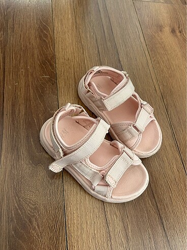 24 Beden pembe Renk H&M kız çocuk sandalet