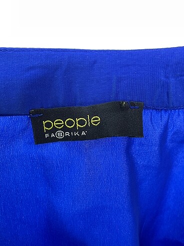 40 Beden mavi Renk PreLoved Bluz %70 İndirimli.
