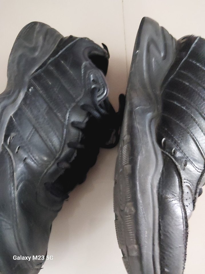 adidas Erkek Siyah Spor Ayakkabı Bağcıkları - Görsel 4