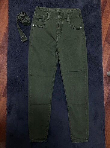 Bershka Pantolon