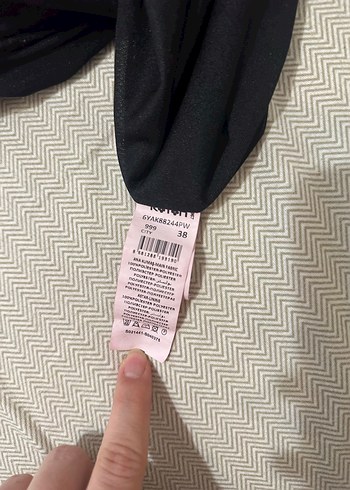 Koton Siyah Mini Kolsuz Pilili Kadın Elbise - Görsel 4