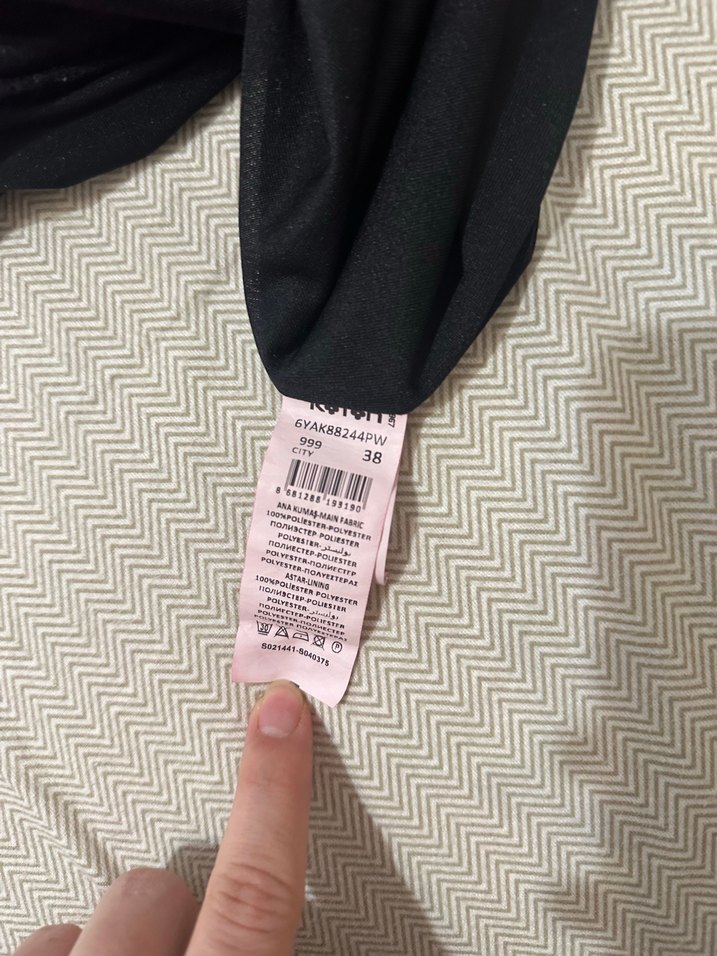 Koton Siyah Mini Kolsuz Pilili Kadın Elbise - Görsel 4