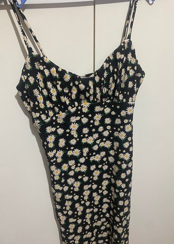 Bershka Çiçek Desenli İnce Askılı Mini Elbise