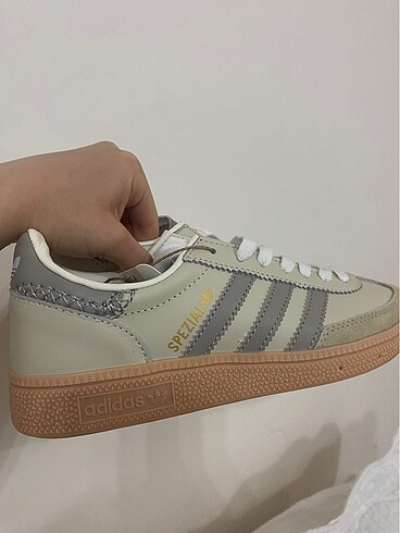37 Beden Adidas spezial