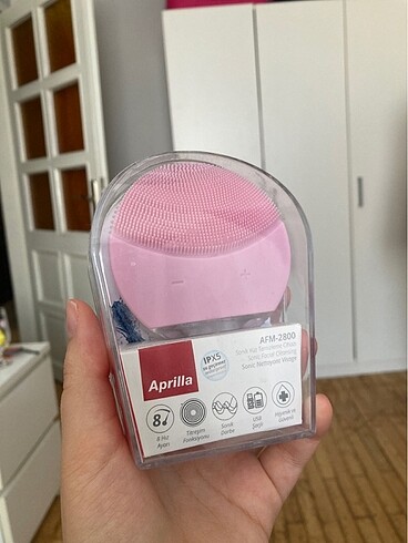 Aprilla foreo cinsi yüz temizleme masaj aleti