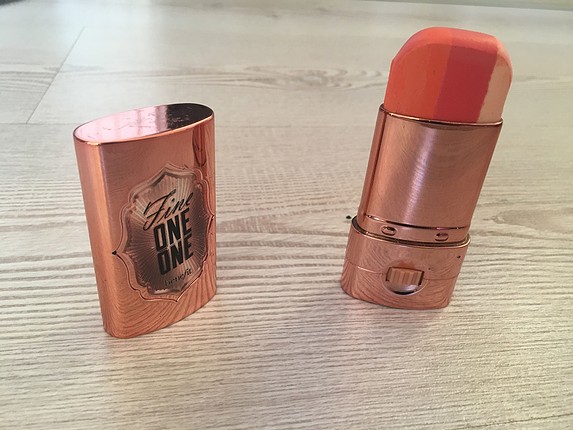 Benefit Cosmetics Benefit cosmetic