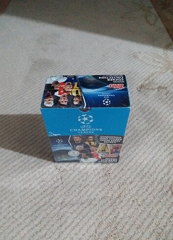 Beden Topps CL 2016-2017 Sticker Box