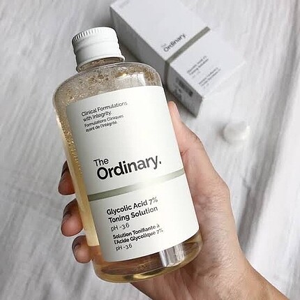 The Ordinary %7 Glycolic Toning solution (tonik)