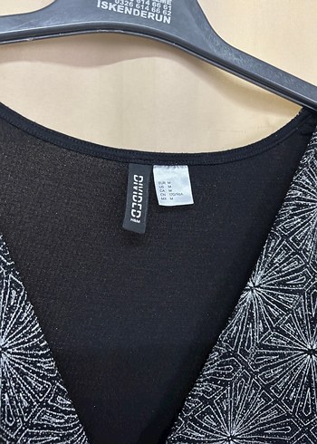 H&M Simli Siyah-Beyaz Desenli Body M Beden - Görsel 4