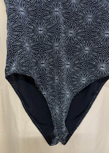 H&M Simli Siyah-Beyaz Desenli Body M Beden - Görsel 7