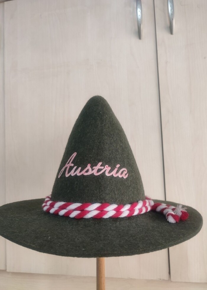 Geleneksel Avusturya fötr şapka - Görsel 2