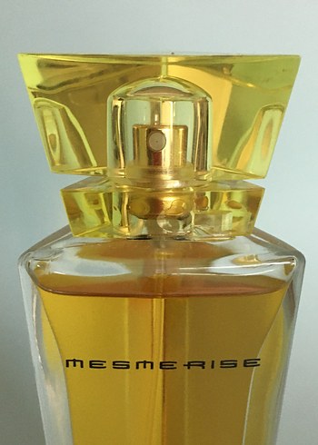 Ajmal Mesmerise Kadın Parfümü 50 ml - Görsel 3