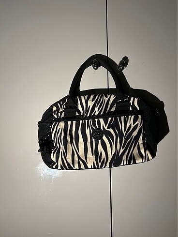Kipling Zebra Dedenli Kol Çanta