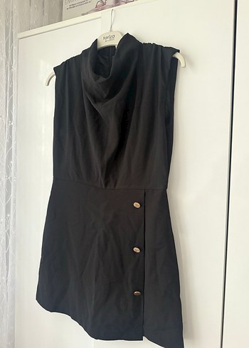 Siyah Kolsuz şortlu tulum - Görsel 6