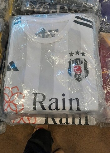 Gap Beşiktaş forması