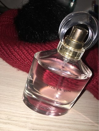Avon viva la Vita parfüm